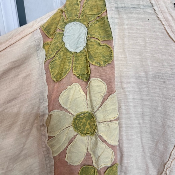 Oli & Hali Floral V-Neck Blouse - Cream and Green - Picture 2 of 7